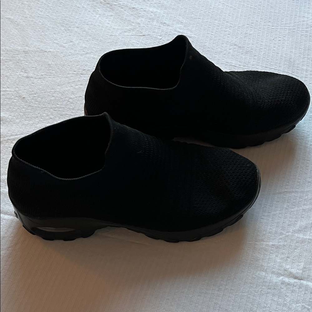 Womens Black Slip-On Shoes
